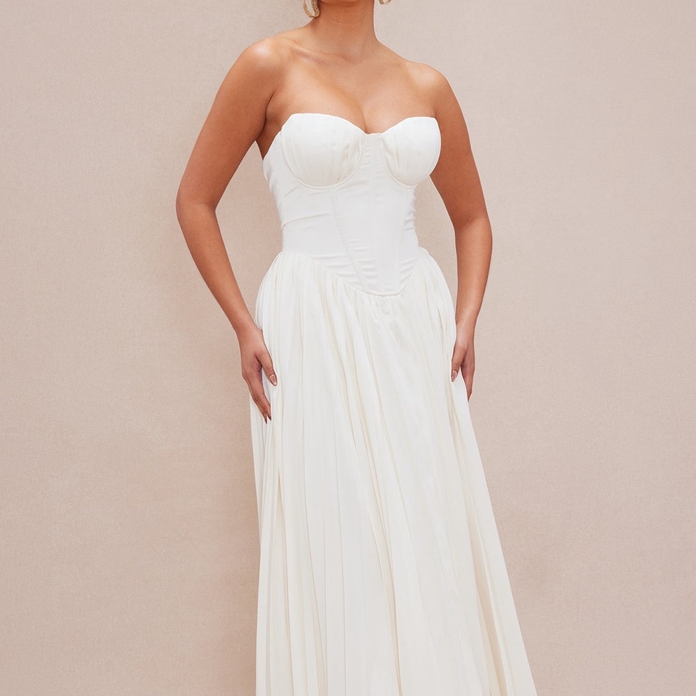 Fashion Nova Strapless Cream Dress
